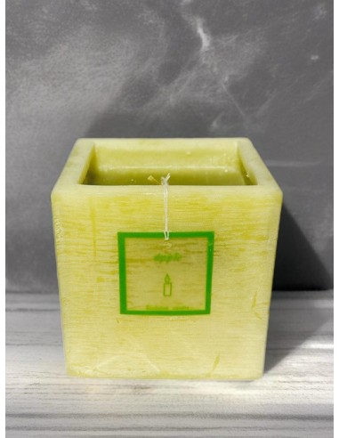 Apple Scented Candle in Lantern – Elegance and Cozy Ambiance